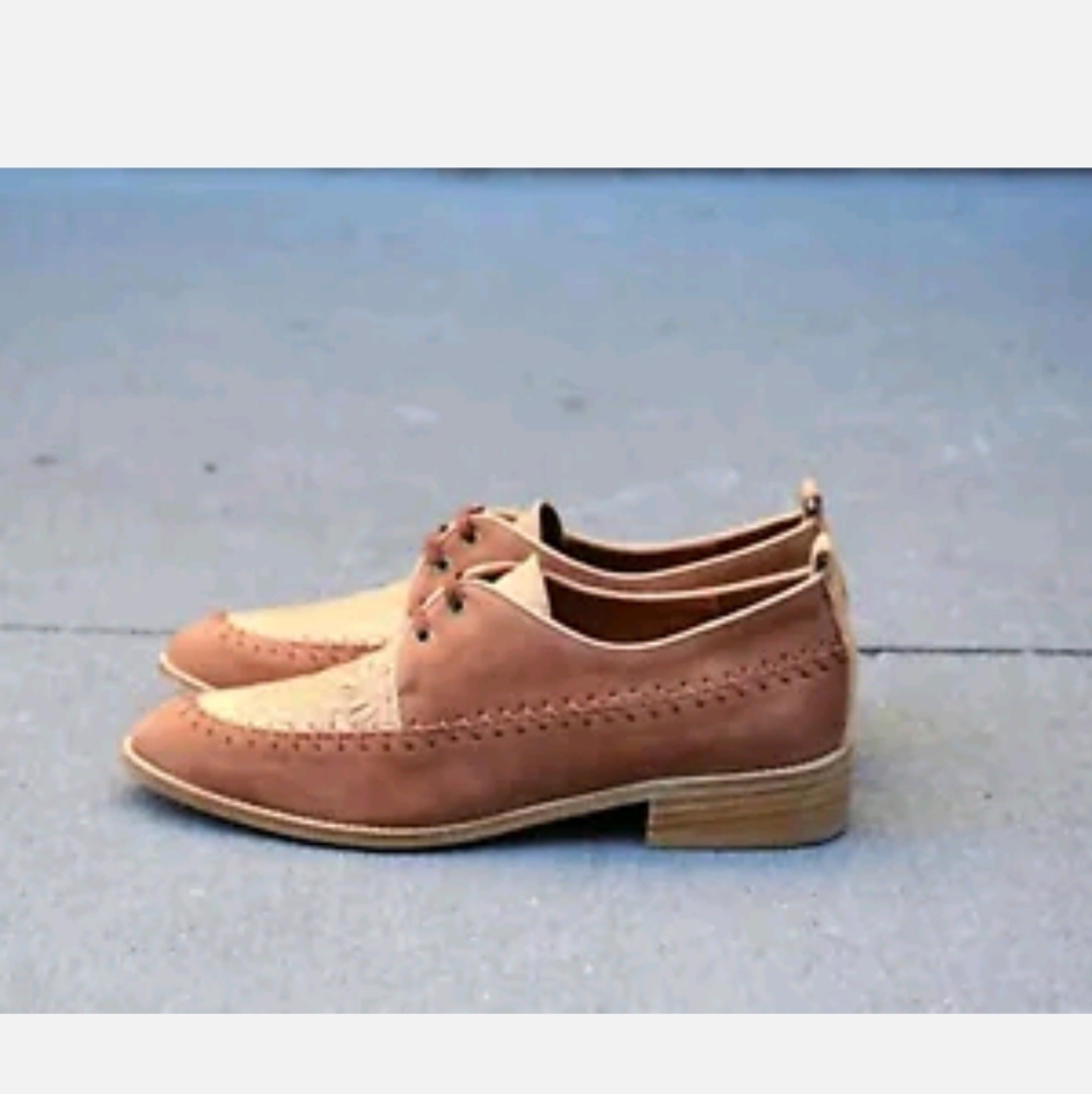 Rae Jones tooled leather loafer flats 40 US 9